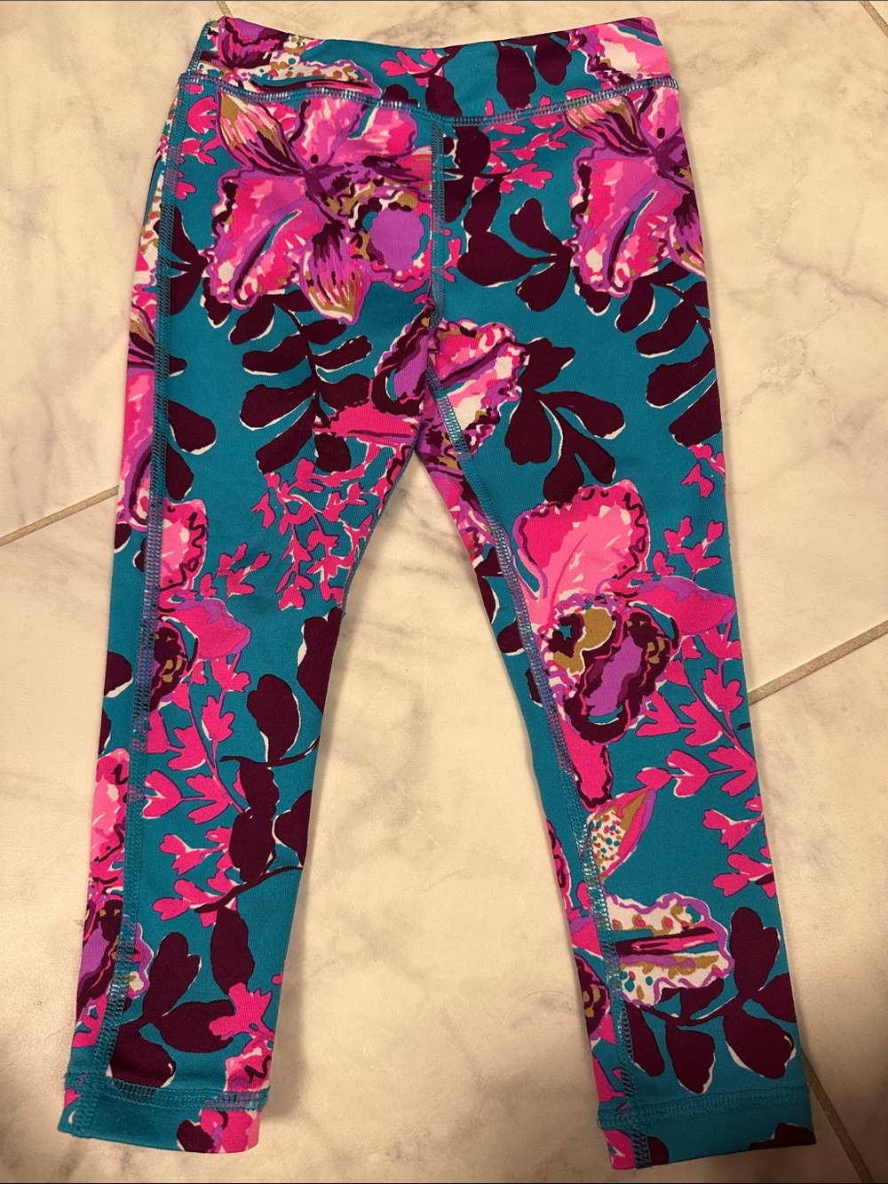 Like new Lily Pulitzer size xs (2-3) Kids Floral Teal & Pink Active Leggings